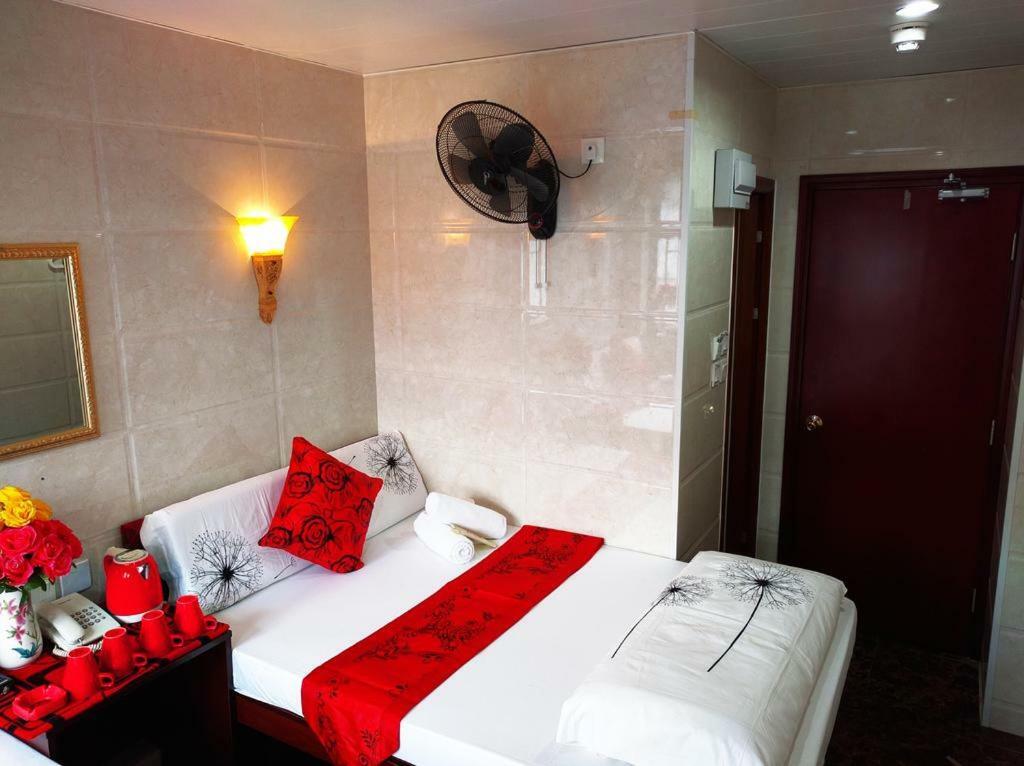 Hostel 16 Paris Guest House Block E Reception 10Th Floor Hongkong Exteriér fotografie